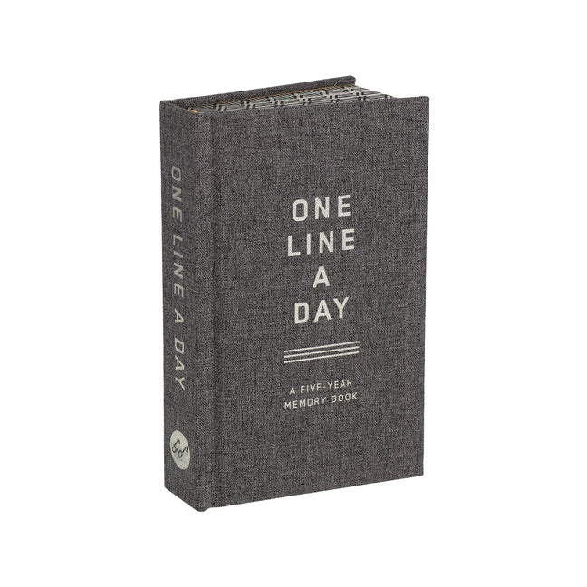 Charcoal Canvas One Line a Day: A Five-Year Memory Book